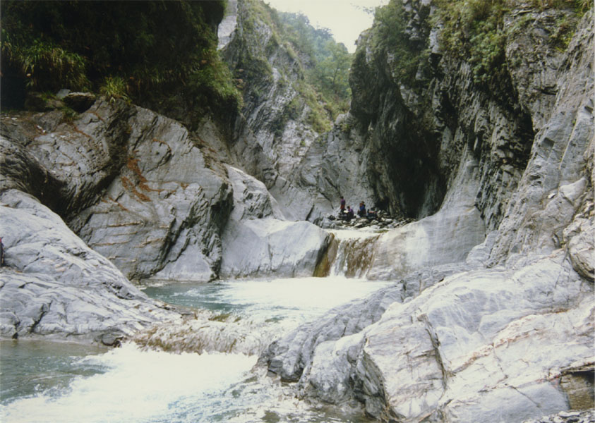 烏龜島附近的峽谷