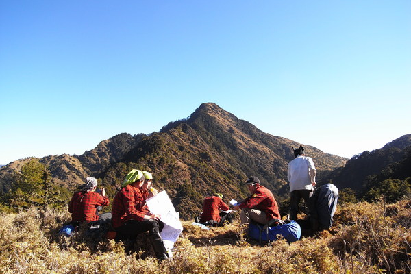 前方是轆轆山